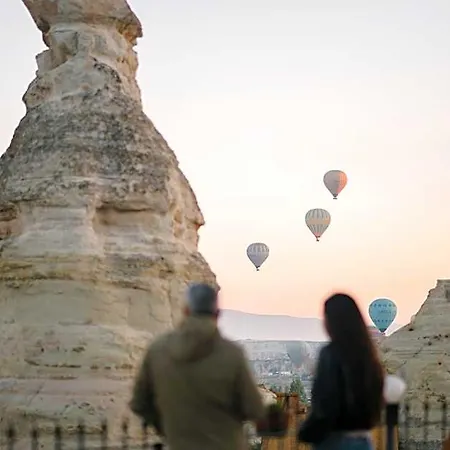 Paradise Cappadocia & Rooftop 3*
